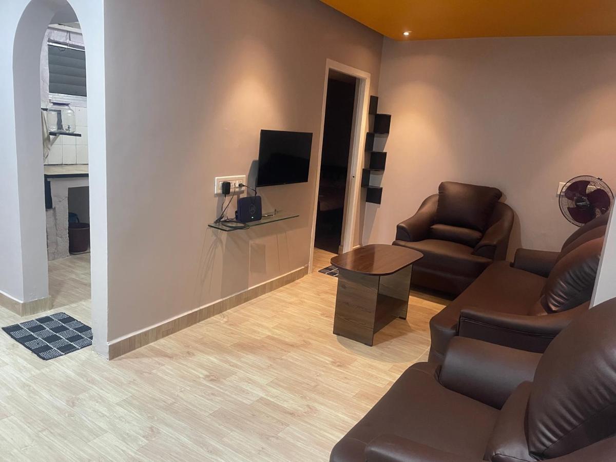 Vinoth Home Stay Service Apartment شيناي المظهر الخارجي الصورة