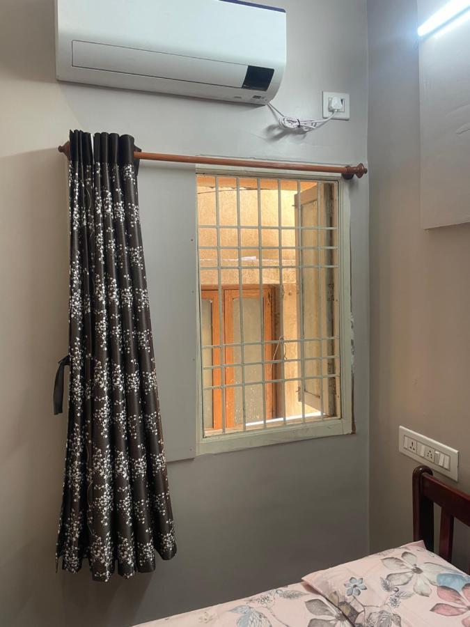 Vinoth Home Stay Service Apartment شيناي المظهر الخارجي الصورة